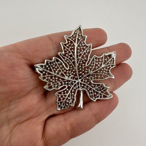 Vintage Signed Sarah Coventry Large Silver Tone Maple Leaf Pin Brooch Openwork